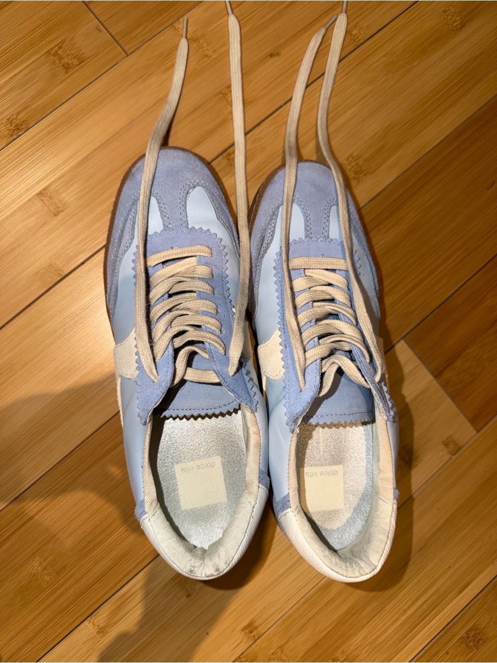 Dolce Vita Notice Sneakers - Picture 3 of 4